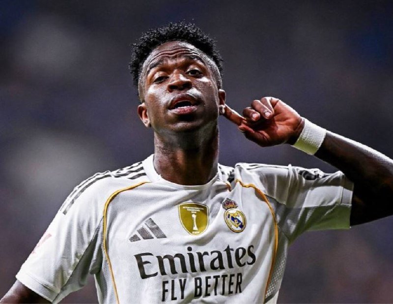 كادينا سير  ‏عرض ريال مدريد الجديد لـ فينيسوس جونيور يبلغ حوالي 24 مليون يورو س…