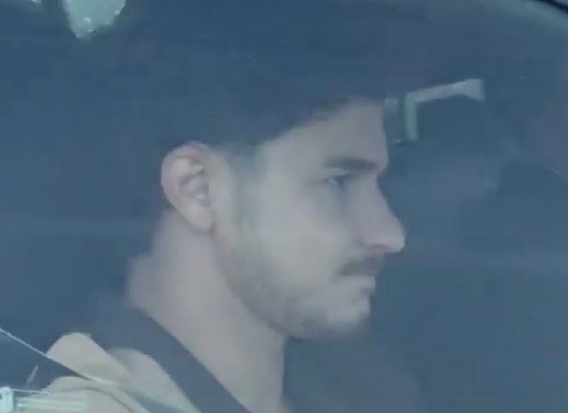 خوليان ألفاريز وصل إلى مدينة أتلتيكو مدريد الرياضية قبل قليل برفقة أحد وكلاءه….