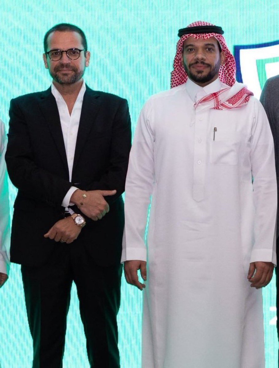 احمد الشنقيطي يقدم استقالته رسمياً بعد خروج روي بيدرو..
@samialqadi800 …