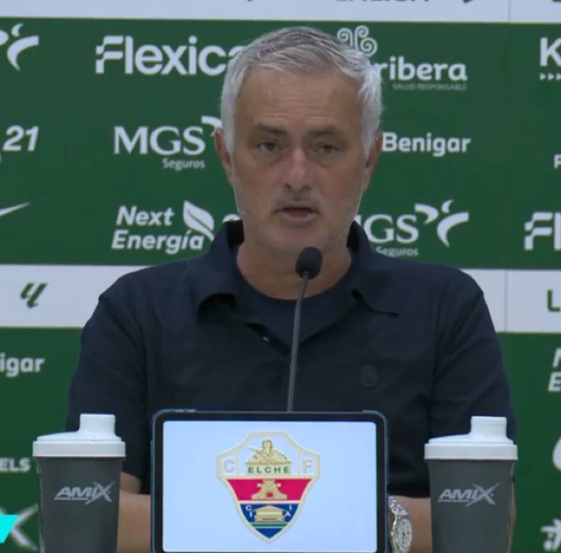 جوزيه مورينيو: هل أردا غولر لاعب لا يمكن المساس به؟ لا.لا أحد لا يمكن المساس به…