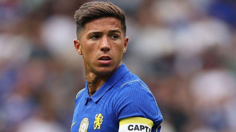 – [بن جاكوبس]:• المقربون من إنزو فيرنانديز واثقون من أنه سيصبح لاعبًا قريبًا في…