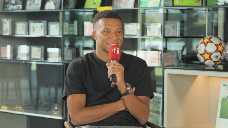 كيليان مبابي:”ما فعله ديدييه ديشامب مع المنتخب الفرنسي أمرٌ لا يُصدق.لقد صنع الت…